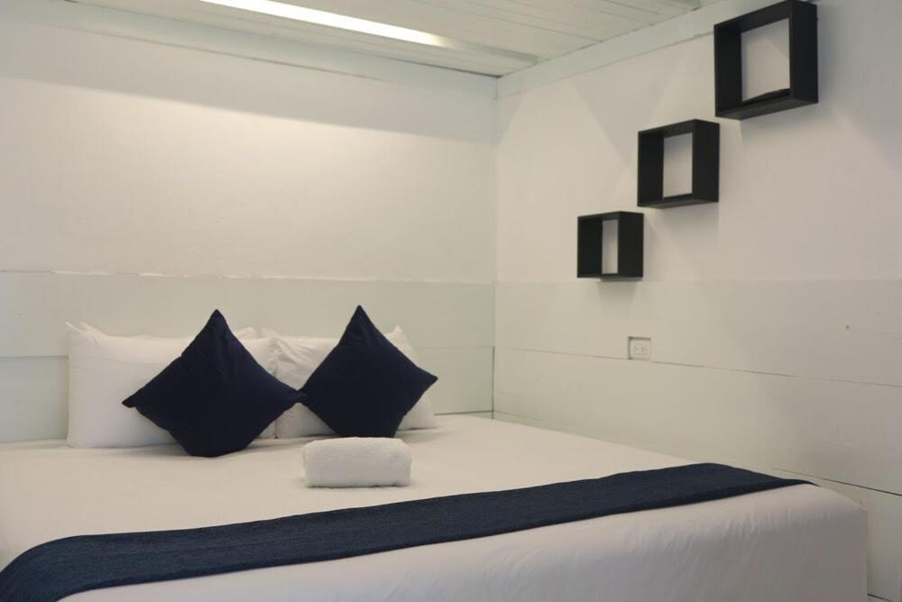 Hotel Beach Front Tgr And Punta Cana